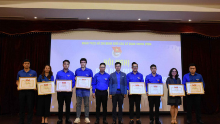 Đoàn Khối các cơ quan Trung ương tổng kết, khen thưởng Tháng Thanh niên