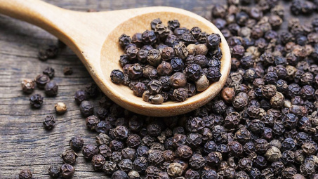 Giá tiêu ngày 12/4: Cao nhất 66.000 đồng/kg