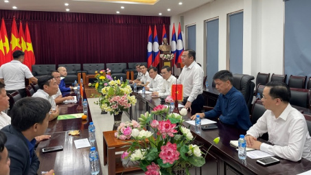 Tổng Giám đốc VINACHEM làm việc với Ủy ban hợp tác Lào - Việt Nam