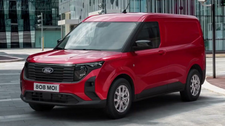 Chi tiết Ford E-Transit Courier 2023: Xe van điện nhỏ nhất của hãng