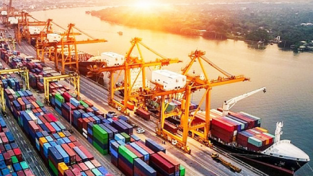Xuất khẩu tăng trưởng mạnh trở lại