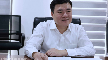 Thứ trưởng Nguyễn Sinh Nhật Tân tiếp Tập đoàn A.P Moller Maerks