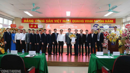 Công bố Quyết định công nhận Hội đồng trường Trường Đại học Điện lực