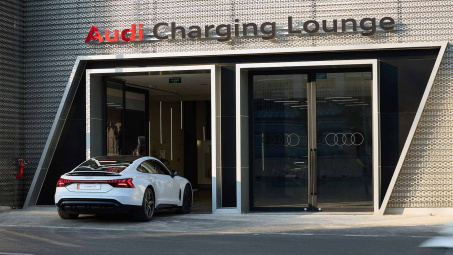 Chủ xe điện Audi tại Việt Nam sạc xe ở đâu?