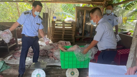 Quản lý Thị trường Đồng Nai: Ngăn chặn kịp thời 1,7 tấn thịt heo đã bốc mùi chuẩn bị đưa ra thị trường