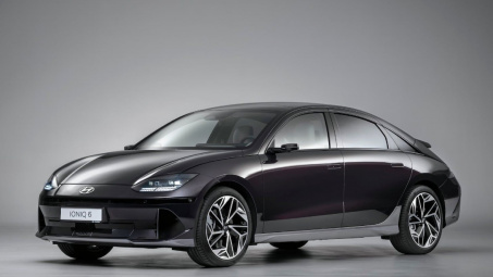 Hyundai Ioniq 6 giành giải thưởng cao quý nhất "Xe của năm 2023"