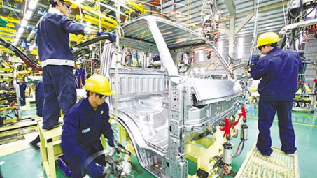 Đề xuất gia hạn thuế tiêu thụ đặc biệt với ô tô sản xuất, lắp ráp trong nước