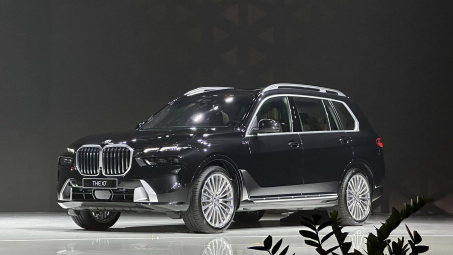 BMW X7 mới chính thức ra mắt Việt Nam