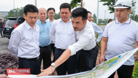 Bộ trưởng Nguyễn Hồng Diên cùng đoàn công tác Chính phủ làm việc tại tỉnh Vĩnh Phúc