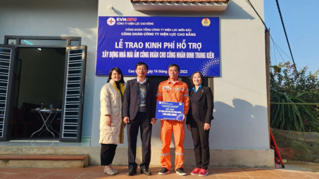 Gần 300 đoàn viên Công đoàn Điện lực Việt Nam hạnh phúc dưới mái ấm Công đoàn