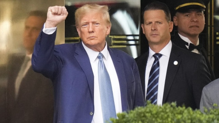 [Quốc tế nổi bật] Ông Donald Trump không ngại “sóng gió”