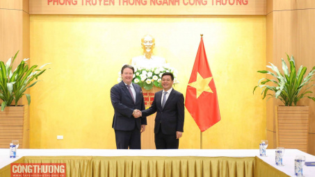 Bộ trưởng Nguyễn Hồng Diên tiếp Ngài Marc E. Knapper, Đại sứ đặc mệnh toàn quyền Hợp chủng quốc Hoa Kỳ tại Việt Nam