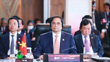 “Một ASEAN Tầm vóc: Tâm điểm của Tăng trưởng"