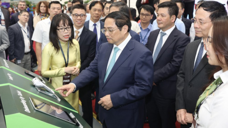 Thủ tướng Phạm Minh Chính tham dự Phiên toàn thể Diễn đàn cấp cao và Triển lãm Quốc tế về Công nghiệp 4.0 năm 2023