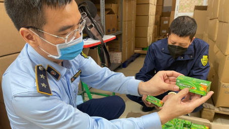 Hà Nội: 4 tháng đầu năm kiểm tra, xử lý hơn 5.000 vụ buôn lậu, gian lận thương mại, hàng giả