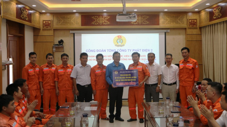 Công đoàn EVNGENCO2 thăm, động viên công nhân, viên chức, lao động Thủy điện Trung Sơn nhân “Tháng công nhân”