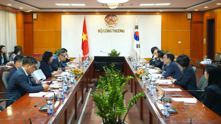 Đoàn Nghị sĩ Hàn Quốc cam kết tích cực hỗ trợ doanh nghiệp Việt Nam tiếp cận thị trường Hàn Quốc