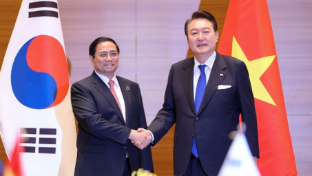 Thủ tướng Phạm Minh Chính hội kiến Tổng thống Hàn Quốc nhân dịp Hội nghị Thượng đỉnh G7 mở rộng