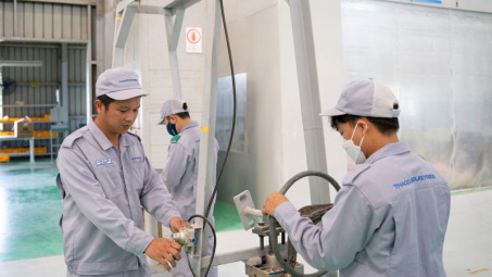 Nhà máy Sản xuất linh kiện Composite (THACO): Hiệu quả từ những sáng kiến, cải tiến