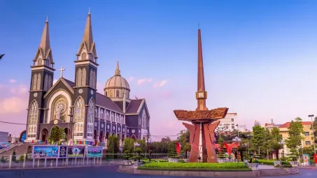 Phát triển ngành du lịch tại Bình Dương trong bối cảnh hội nhập: thực trạng và giải pháp