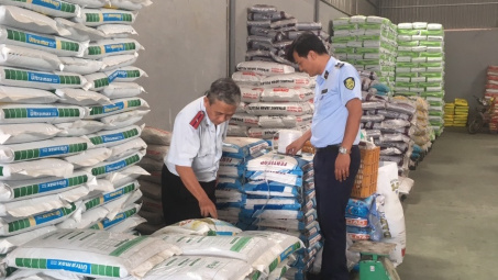 Xử phạt 175 triệu đồng đối với cơ sở kinh doanh phân bón giả tại Tiền Giang