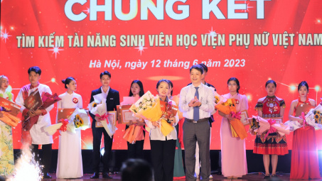 Đã tìm ra quán quân Tìm kiếm tài năng sinh viên Học viện Phụ nữ Việt Nam năm 2023