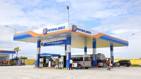 Tập đoàn Xăng dầu Việt Nam (PLX): Sản lượng bán lẻ tiếp tục tăng trưởng mạnh