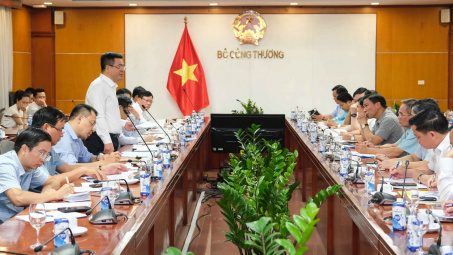 Tập trung đôn đốc tiến độ triển khai các dự án điện khí