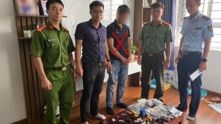 Triệt phá đường dây chuyên cung cấp thiết bị gian lận thi cử liên tỉnh