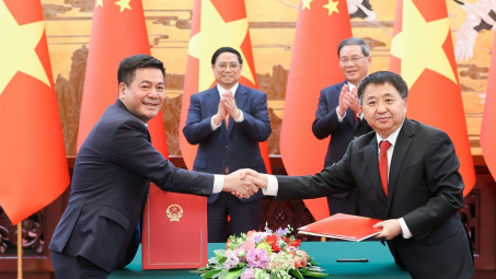 Việt Nam - Trung Quốc ký thỏa thuận hợp tác về lĩnh vực quản lý thị trường