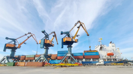 Vận tải và Xếp dỡ Hải An: Thị trường vận tải container đã qua đáy, giá thuê tàu tăng 15%