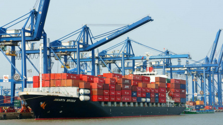 IMF: Hạ dự báo tăng trưởng kinh tế Việt Nam năm 2023 xuống 4,7%