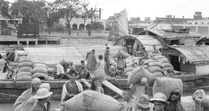 3 nguồn hàng chính của thương nghiệp thời bao cấp