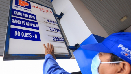 Kỳ điều hành 11/7/2023: Giá xăng dao động không đáng kể, giá dầu neo theo thế giới