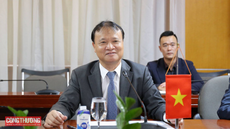 Kỳ vọng nông nghiệp công nghệ cao đón làn sóng đầu tư mới từ bang Nebraska, Hoa Kỳ