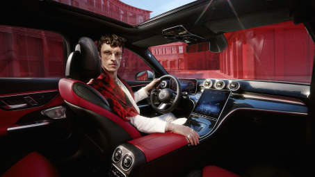 Mercedes-Benz Việt Nam giảm giá xe lên tới cả trăm triệu đồng từ nay tới hết 2023