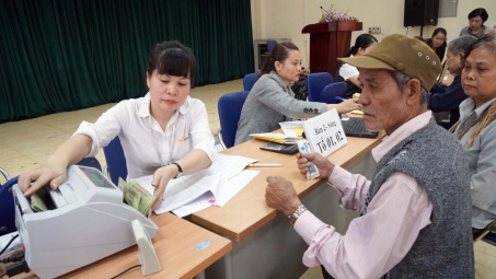 Chi trả mức lương hưu, trợ cấp mới và chênh lệch tăng thêm trong tháng 8/2023