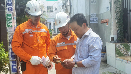 App EVNHCMC CSKH: Sử dụng các dịch vụ điện chưa bao giờ dễ dàng đến thế