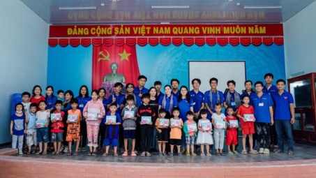 Tuổi trẻ Hóa chất Cơ bản Miền Nam mang "Mùa hè yêu thương" đến Đồng Tháp