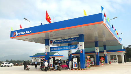 Petrolimex Nghệ An: 6 tháng, tổng sản lượng xăng dầu xuất bán nội địa đạt 61% kế hoạch năm