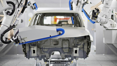 Đâu là Dự án trọng điểm của ngành công nghiệp ô tô Việt Nam năm 2023?