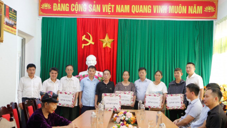 Thủy điện Trung Sơn thăm hỏi tri ân các thương, bệnh binh, người có công với cách mạng