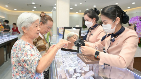 Vàng Phú Nhuận báo lãi hơn nghìn tỷ nửa đầu năm, cổ phiếu PNJ phục hồi 16%