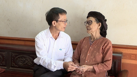 Công ty Supe Lâm Thao phụng dưỡng suốt đời Mẹ Việt Nam anh hùng