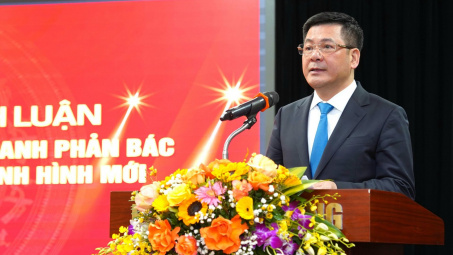 Bộ trưởng Nguyễn Hồng Diên gửi thư chúc mừng 66 năm Ngày truyền thống lực lượng Quản lý thị trường