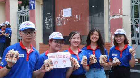 Nestlé Việt Nam chi 135 ngàn suất quà Tiếp sức mùa thi 2023