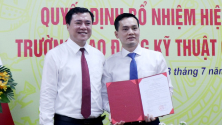 Công bố Quyết định bổ nhiệm Hiệu trưởng Trường Cao đẳng Kỹ thuật công nghiệp