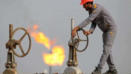 Hàng loạt quốc gia OPEC+ vừa tuyên bố giảm thêm sản lượng khai thác dầu thô