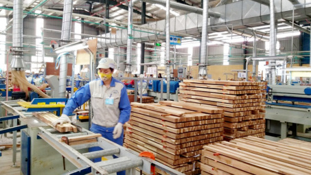 Ngăn chặn gian lận xuất xứ hàng hoá đi đôi với cảnh báo sớm