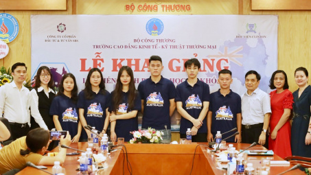 Sinh viên Trường Cao đẳng Kinh tế - Kỹ thuật Thương mại rộng mở cơ hội du học và định cư tại Úc